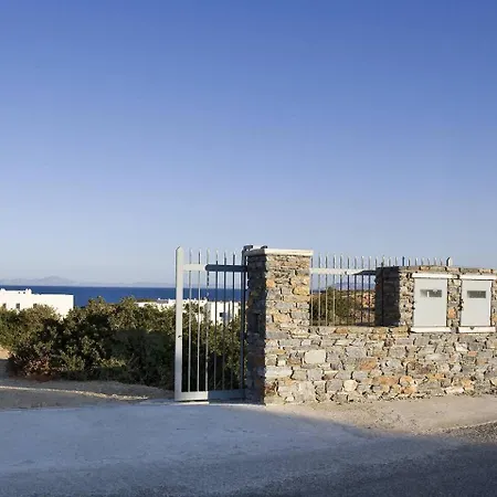 Willa Beachfront Thesseus *