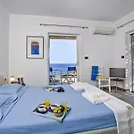 Villa Beachfront Thesseus Moutsoúna