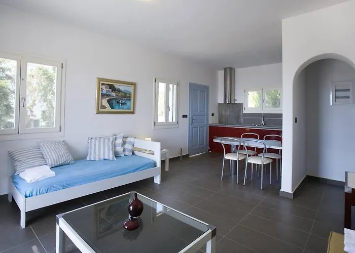 Beachfront Thesseus Villa